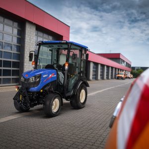 Iseki TM 4270 AHLK kompakt traktor med høy ytelse