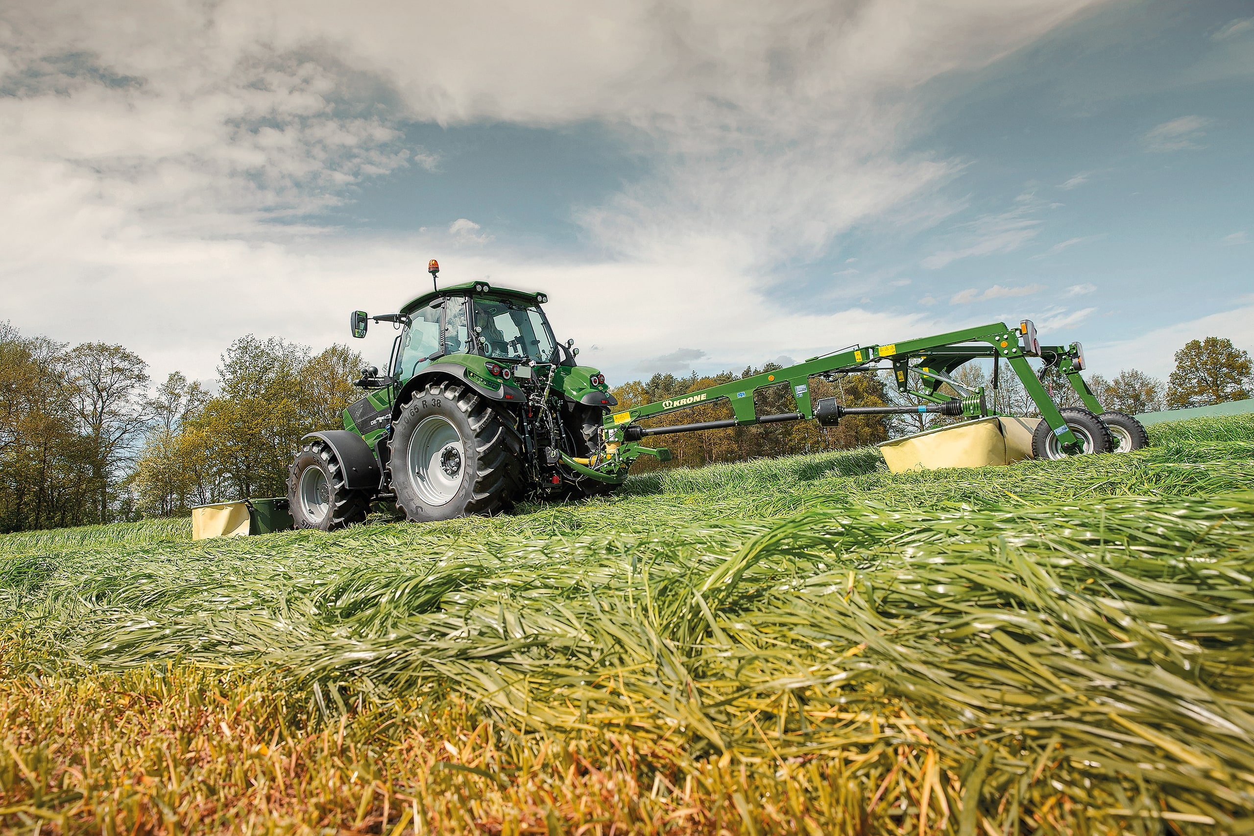 Krone EasyCut TS 320 slepmontret skiveslåmaskin for høy kapasitet