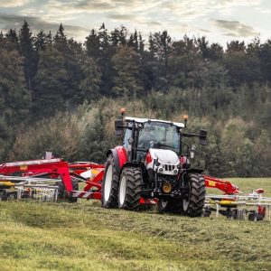 Steyr 4110 Plus