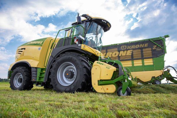 Krone ZX470GL høykapasitets lessevogn for snitting og transport