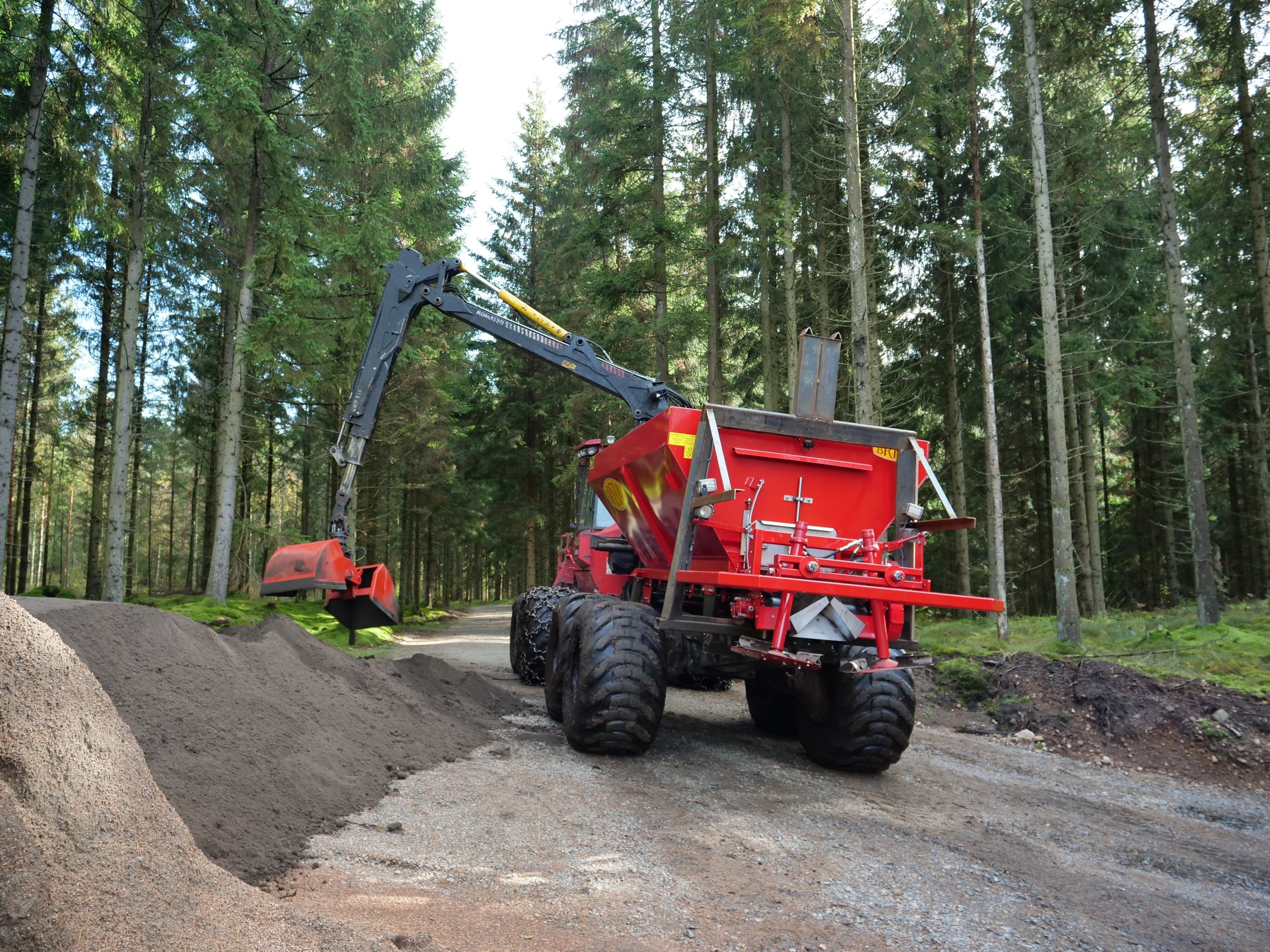 Bredal skogspreder for effektiv spredning i skog