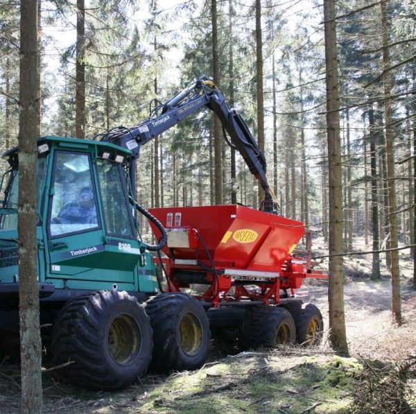 Bredal skogspreder for effektiv spredning i skog